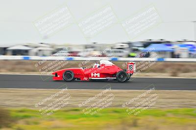 media/Jan-26-2025-CalClub SCCA (Sun) [[cfcea7df88]]/Group 2/Race/